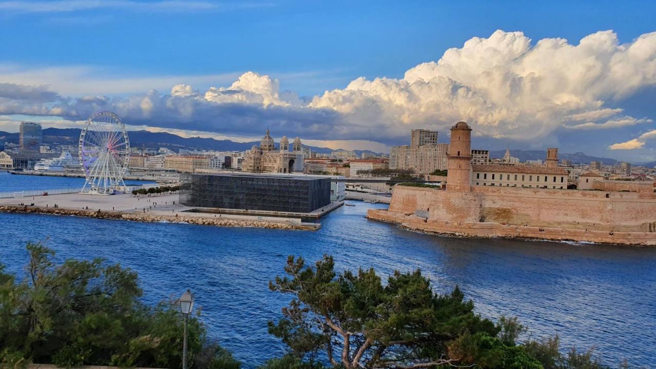 Escale Marseillaise, Grand T2 Calme, Pres Du Vieux Port Pour 2 A 4 Personnes, Nettoyage Rigoureux Apartamento Marselha Exterior foto