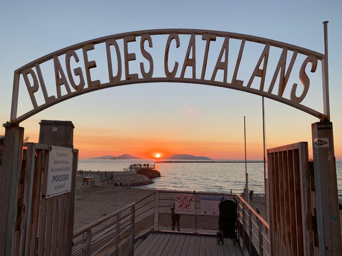 Escale Marseillaise, Grand T2 Calme, Pres Du Vieux Port Pour 2 A 4 Personnes, Nettoyage Rigoureux Apartamento Marselha Exterior foto