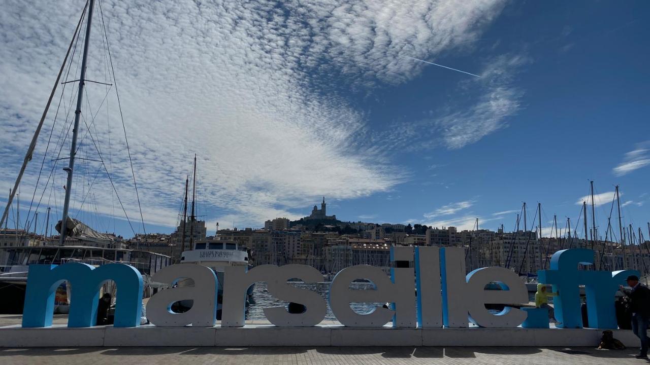 Escale Marseillaise, Grand T2 Calme, Pres Du Vieux Port Pour 2 A 4 Personnes, Nettoyage Rigoureux Apartamento Marselha Exterior foto